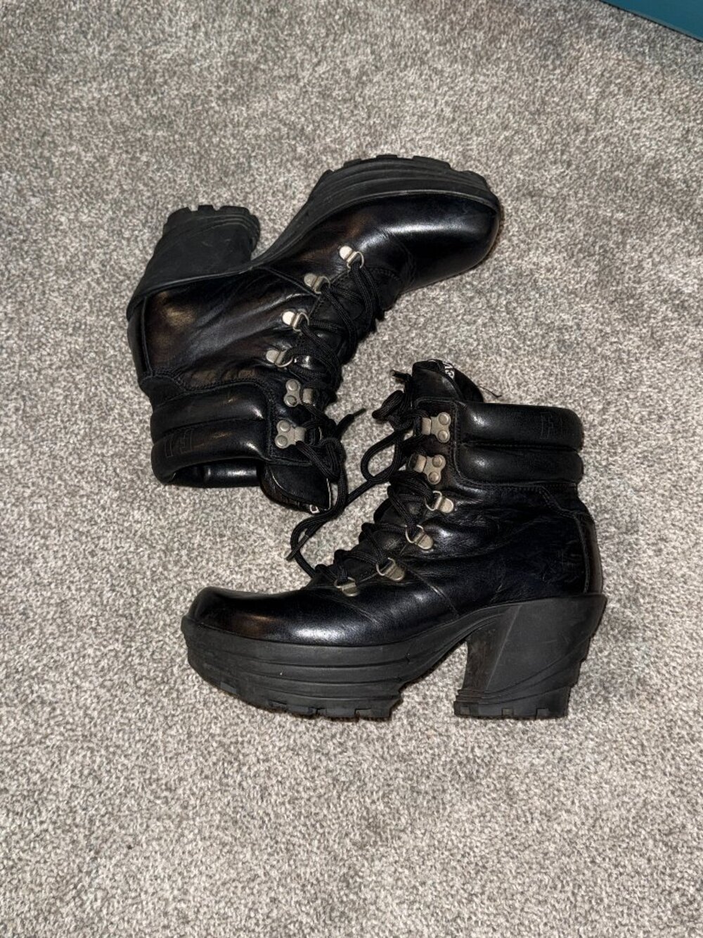 John Fluevog Soft Rock Black Lace-Up Platform Boots US8